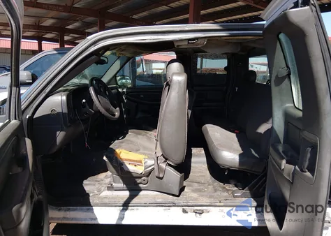 2004 Chevrolet Silverado 1500 Work Truck из США, поврежденный, VIN 1GCEC19X64Z267129